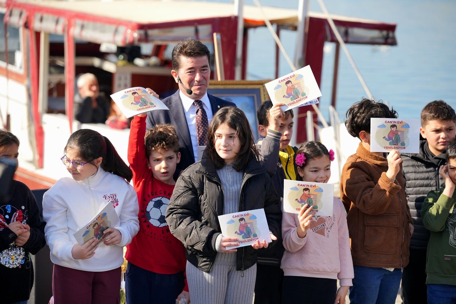 90D98061 76F6 4Cd8 877C 7B3Dc900967C