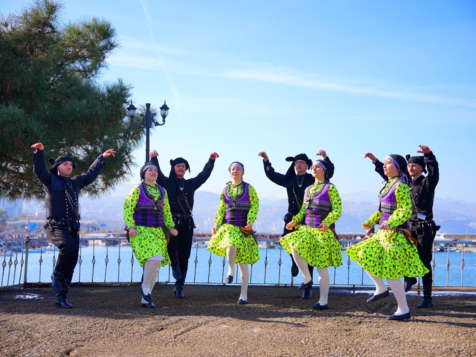 B6676644 920A 4999 A566 9E3D78C62857