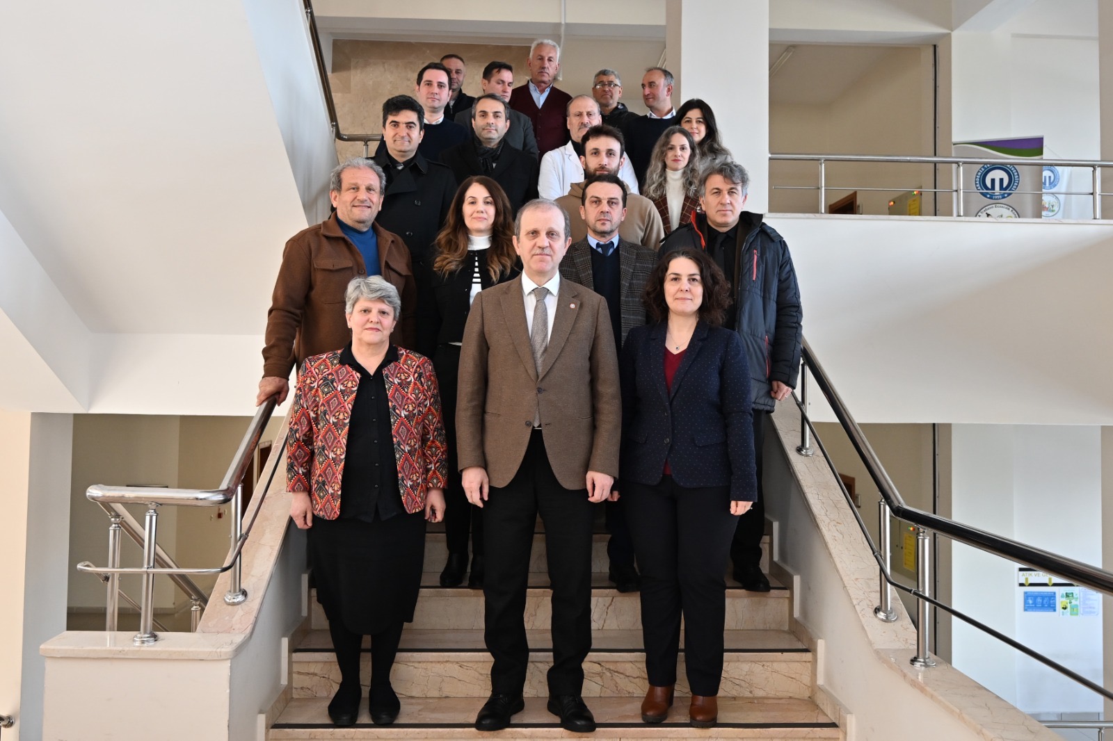 Ea42B413 779C 4C68 8569 F0Eadbec9F94