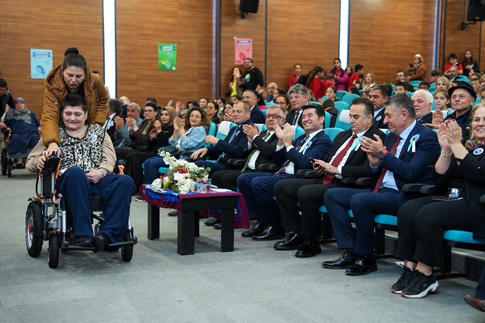 3919B31C A3B6 4F29 8Abd 7Faa24Ff5A24