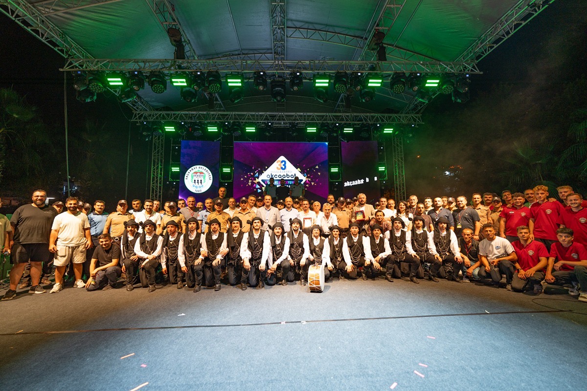 7C4C4F2E 95E8 4Ae6 932D 51Fa11E9305B