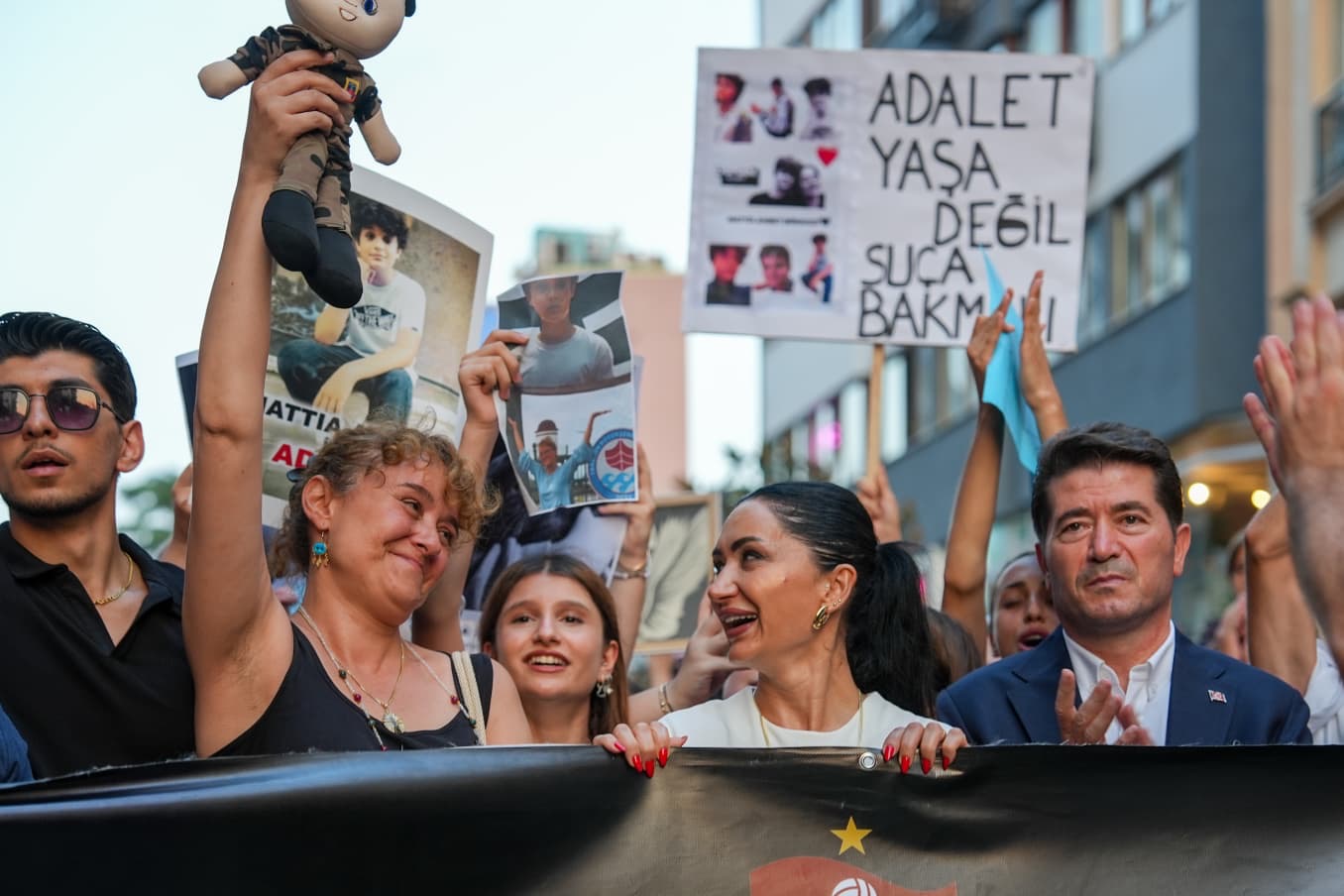 01D342E4 83F8 40D2 B638 091Fa6A08D2C