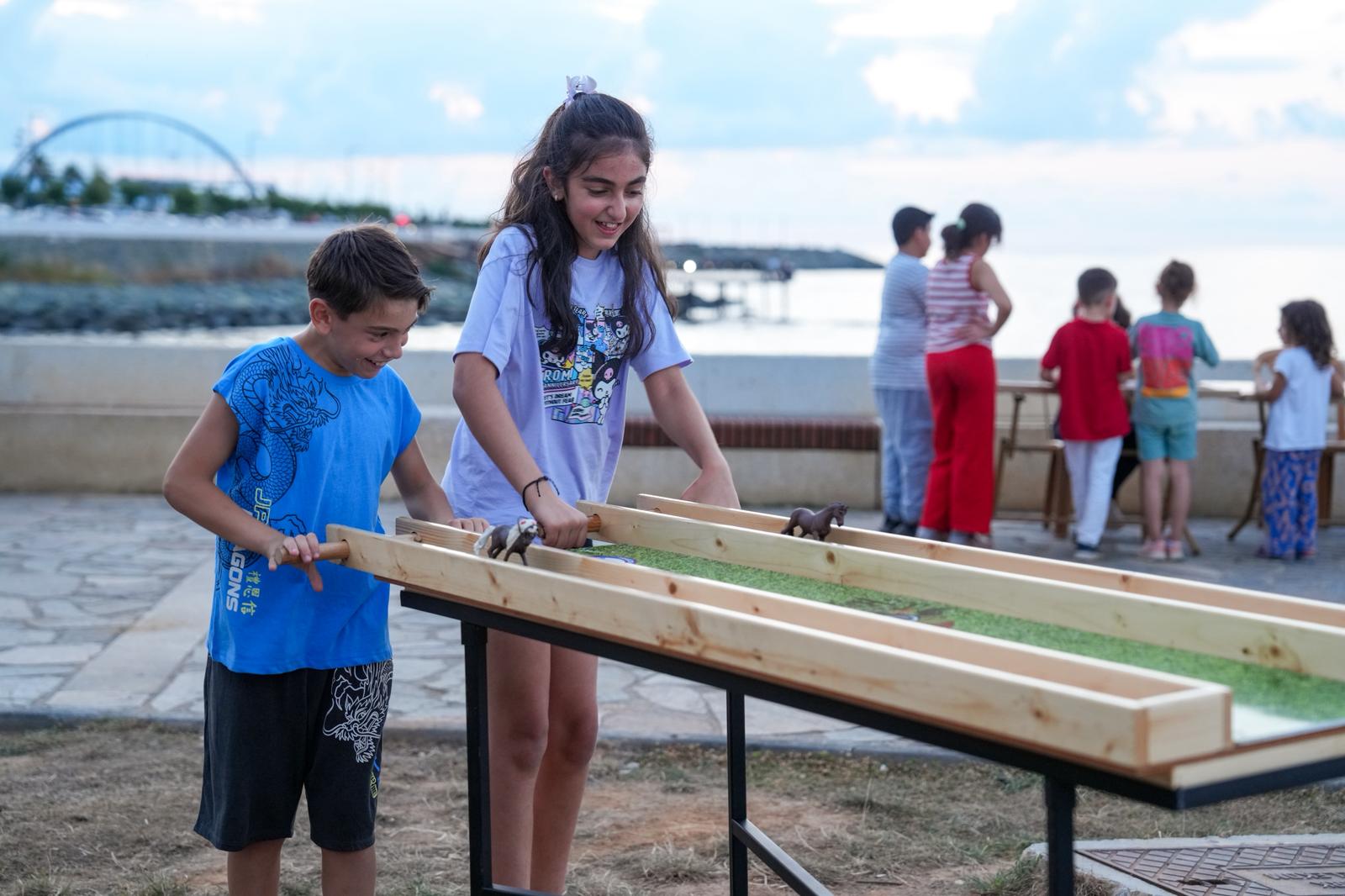 04538Ed4 8A10 4A84 8D20 4Cbf73Ad7210