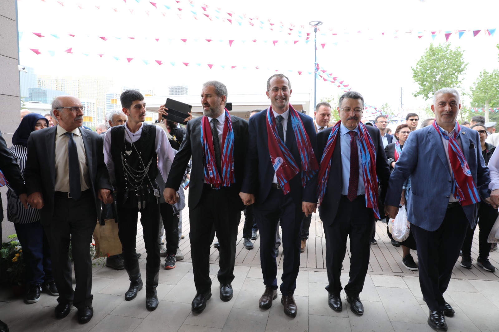 05C9F0E6 9176 49E4 A23D 5181E4398A1B