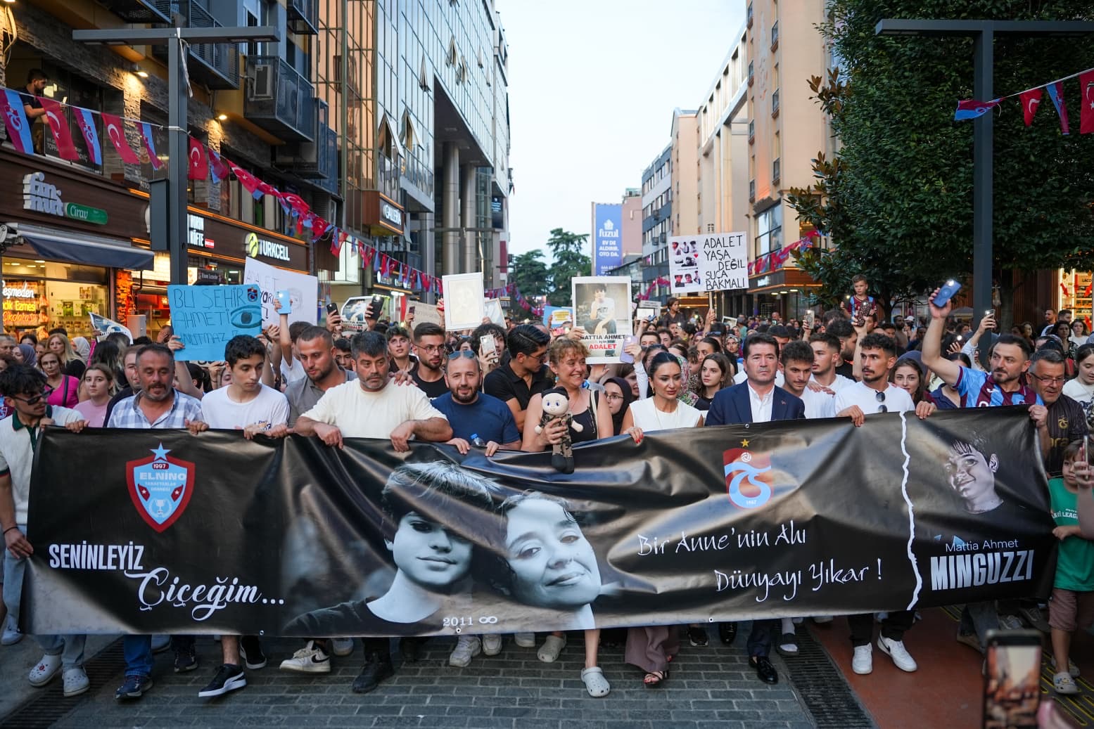 0C403Bd1 1F64 4Cba 98A7 5Ccd3A2889Ac