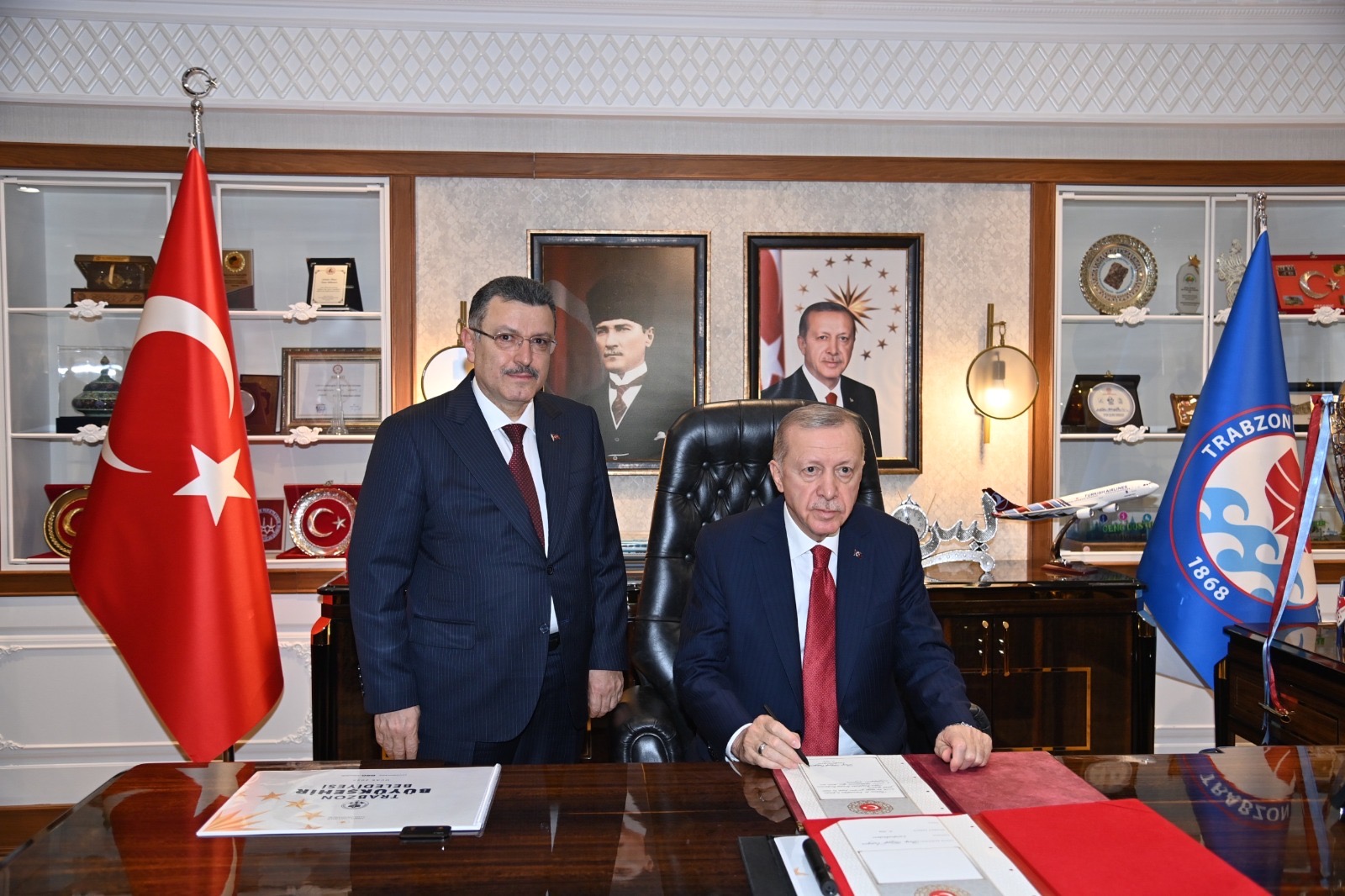 11631F16 0081 4F75 A303 D6689331Fae1