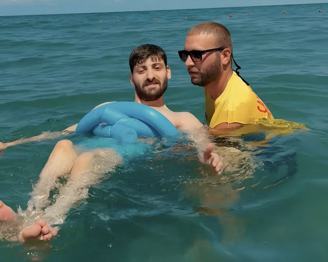 1A59873D 2Ea2 46Ce Bf75 Da7F14D7233A