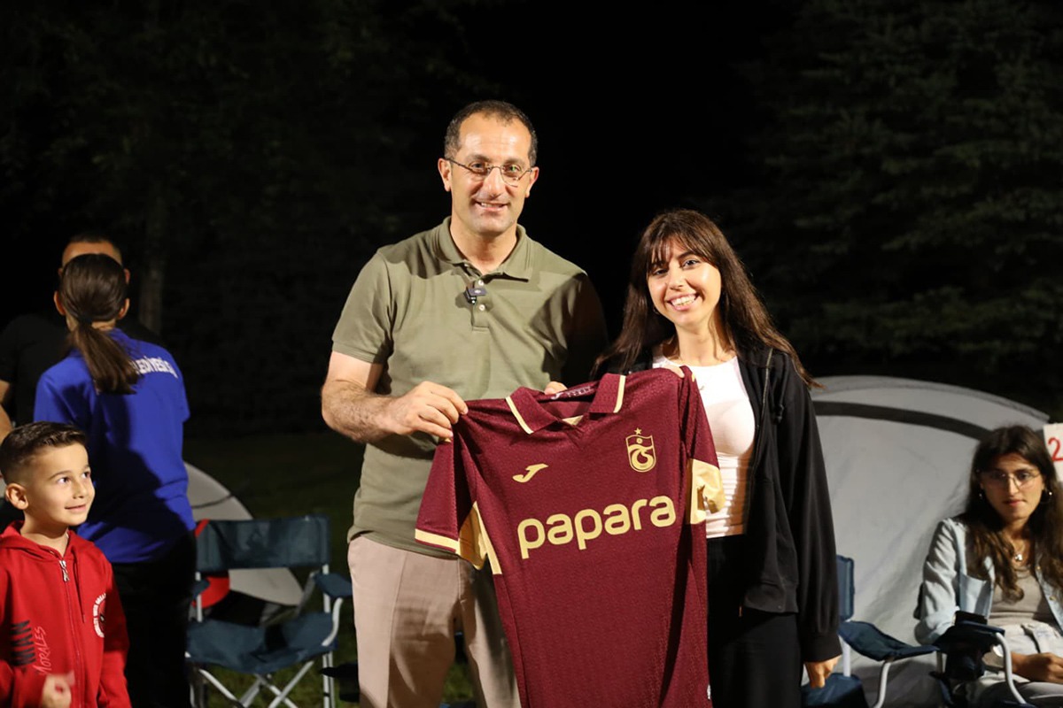 3761C721 F269 4E8D Bce8 B285B2Ac1934