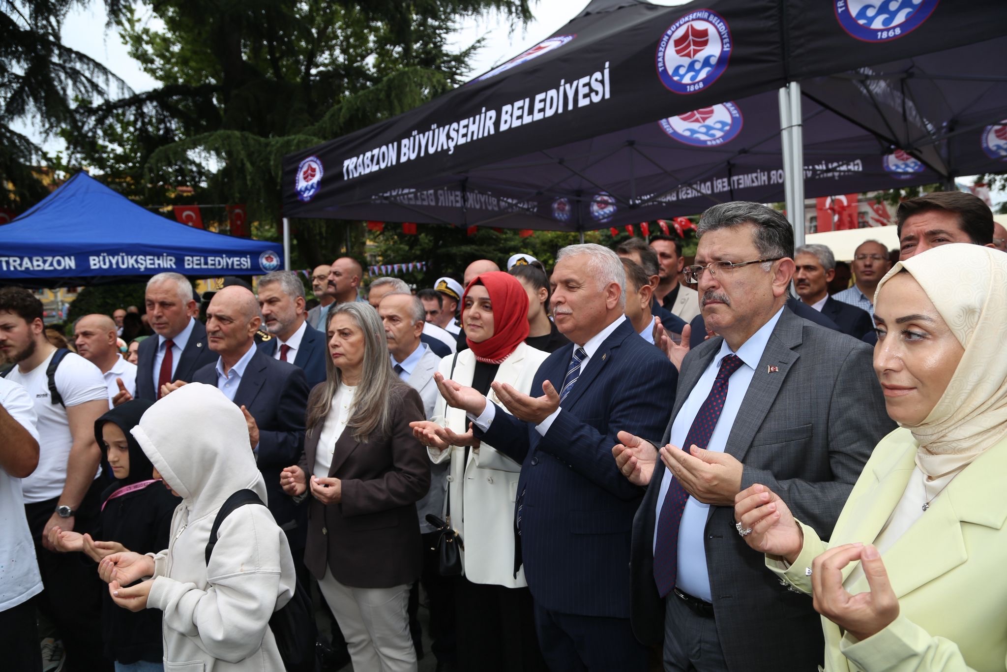 3C0102Fa D300 41Af 8C98 Caa0Bfa58328