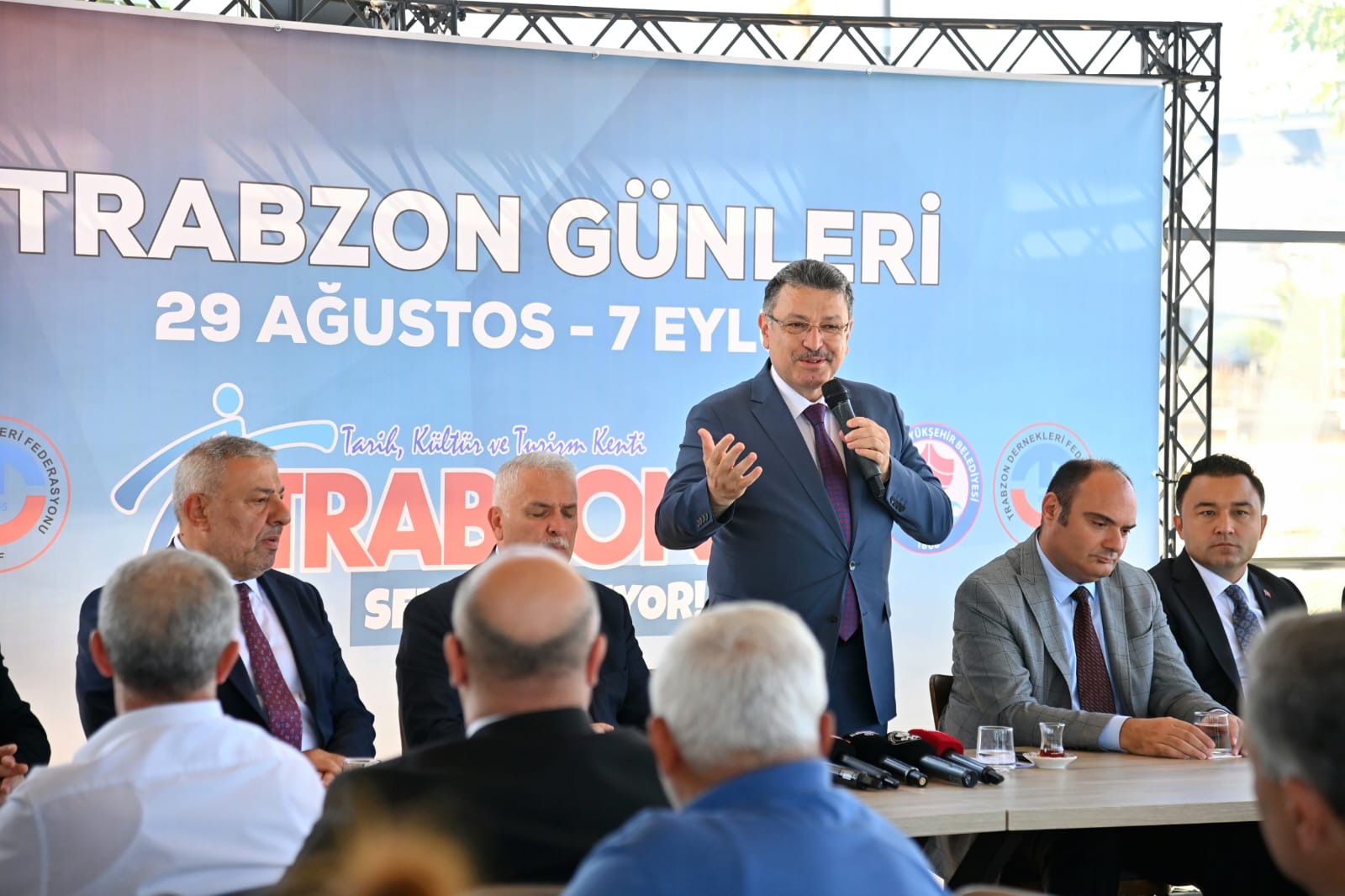 47C60016 D499 40F3 B3Ce C39A409086F2