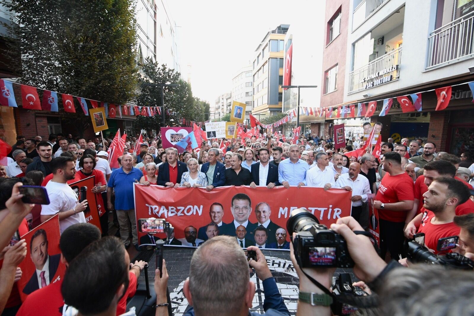 4Ee3A357 Ec06 4872 B1Fd 0Fdf0Aada64E