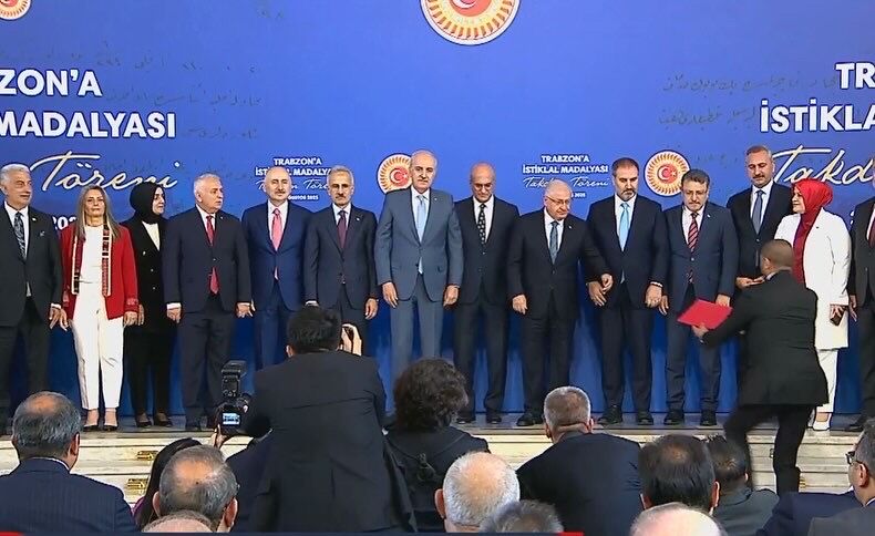 661 B0 C11 6621 4 C8 C 929 D 114 C994974 B F