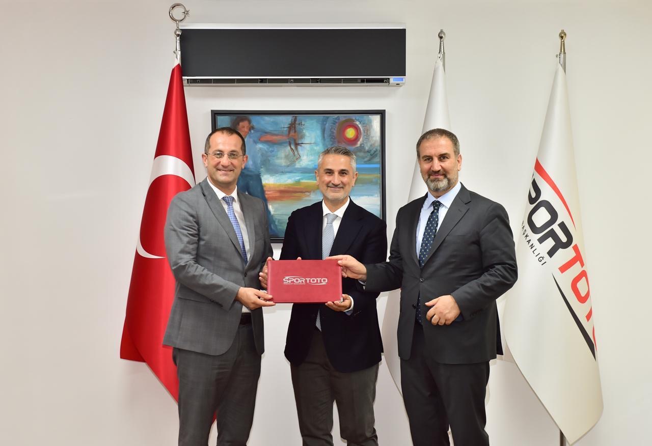 72Fc5Fa9 7E42 4742 8C10 3536839C5287