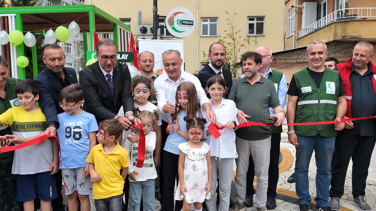 81561E1E 261B 4673 86F6 Be1A6Da6Eb16