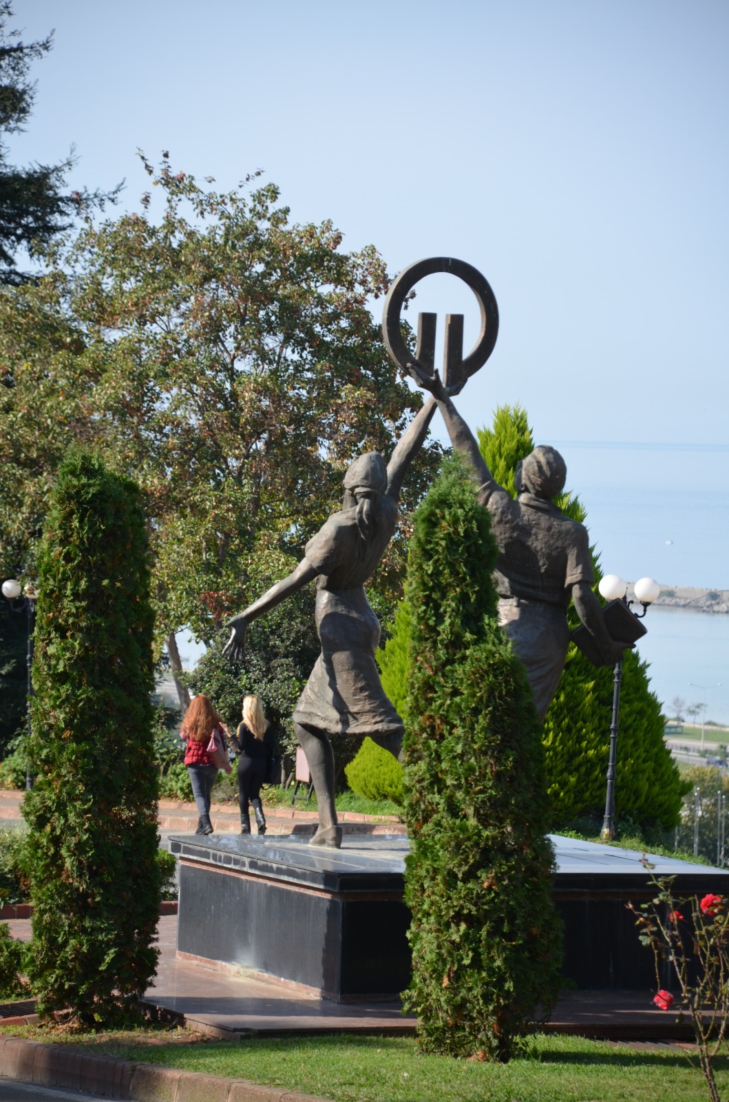 81Aedaa3 Be32 4659 B591 902Ec888B42C