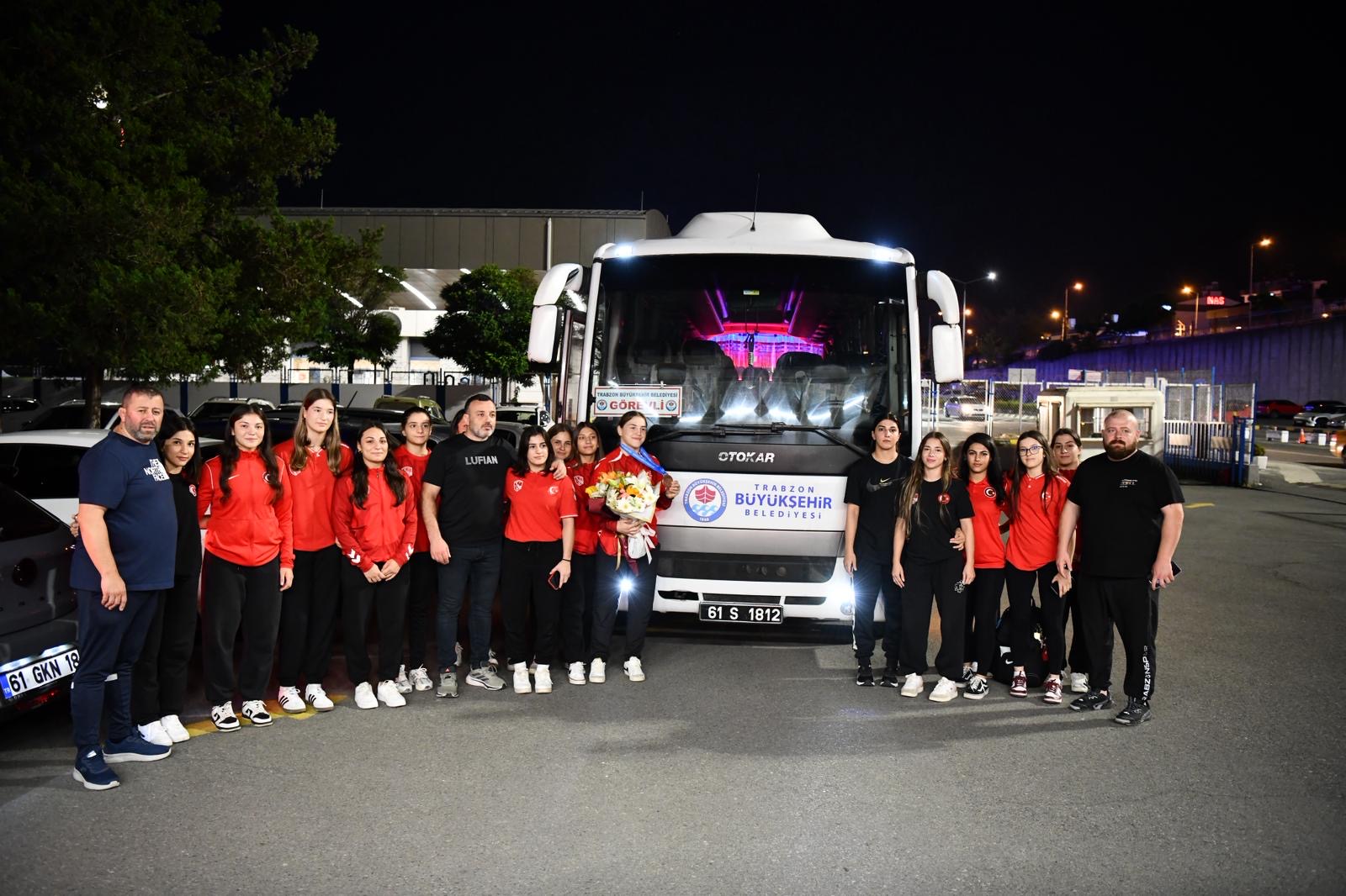 84356Ca7 E13F 49B3 8D78 Cf3D1F0D9F6F