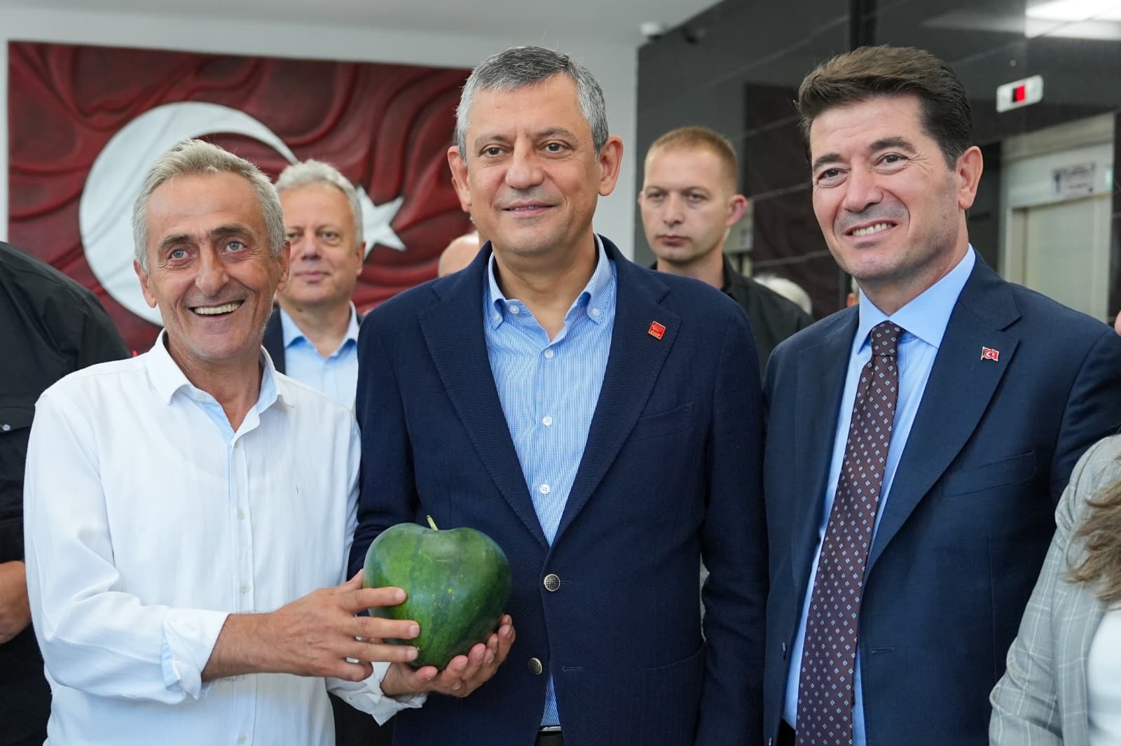 86E6Ccf3 8595 4649 9028 650B596410Ef