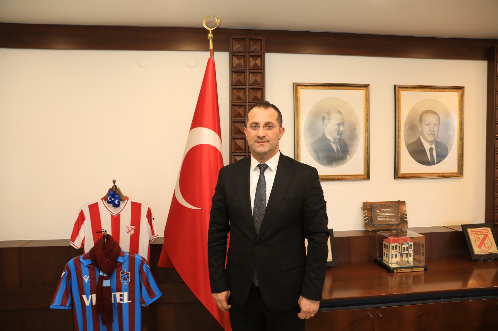 912Af93F 063D 46B0 8B34 231151014Cdd