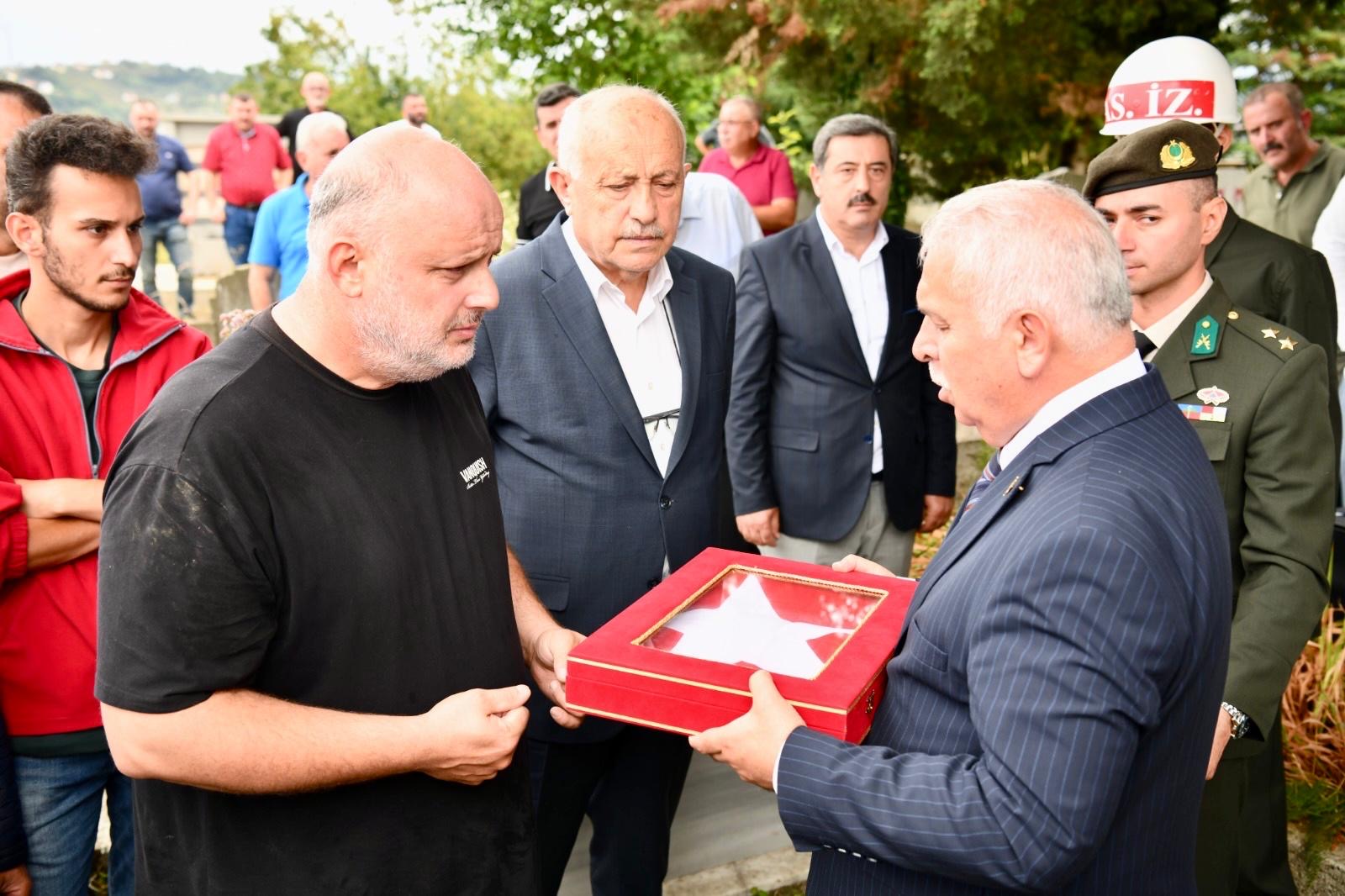 9F55E8F3 E0C3 4329 80Ca 45F632Ac441F