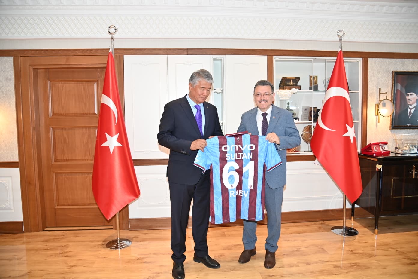 A8702716 D824 4121 Ae1A 67Ef0B7Fb2B3