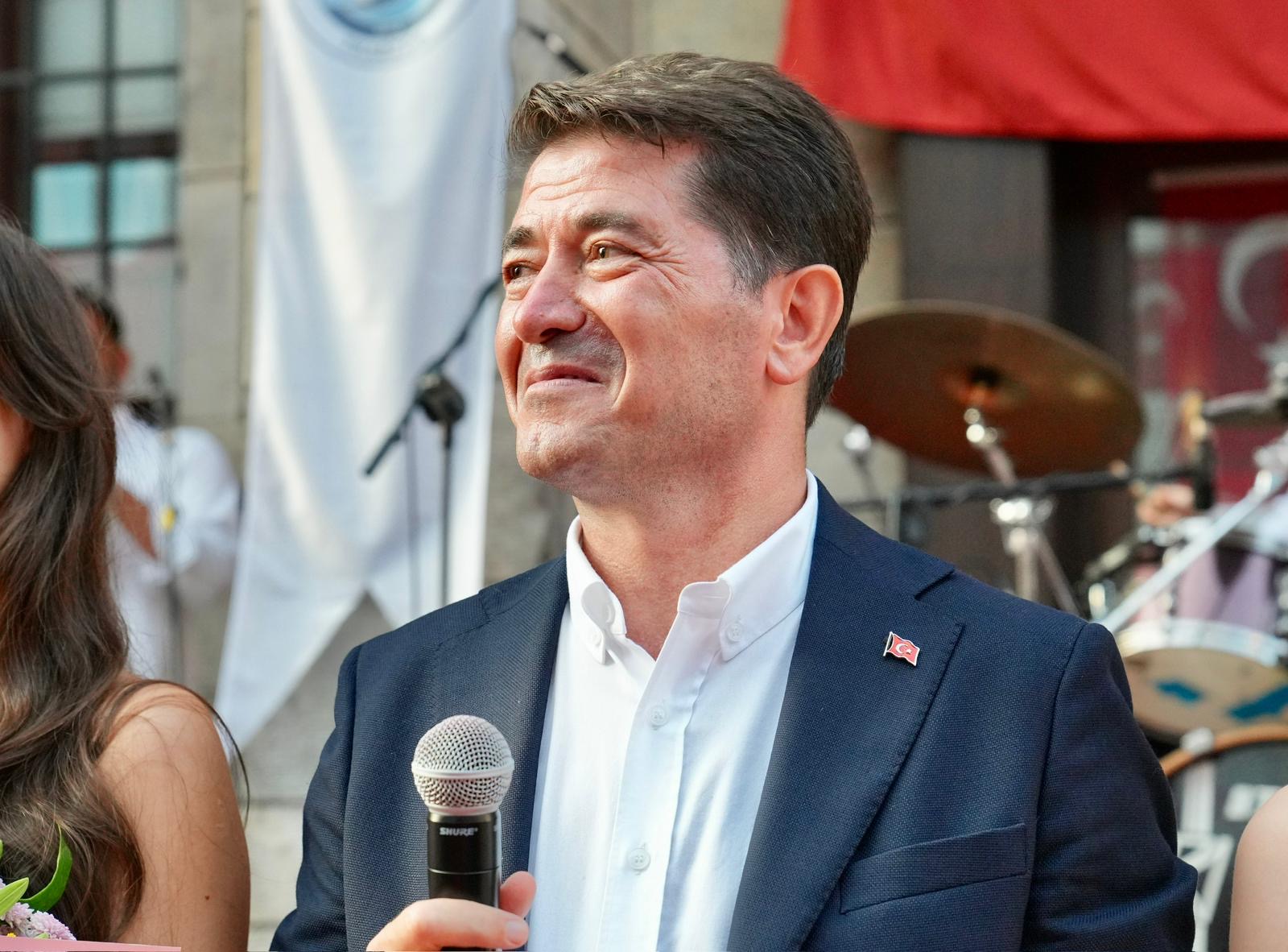 B2292171 1Ef7 4501 93D6 3F34052C0D92