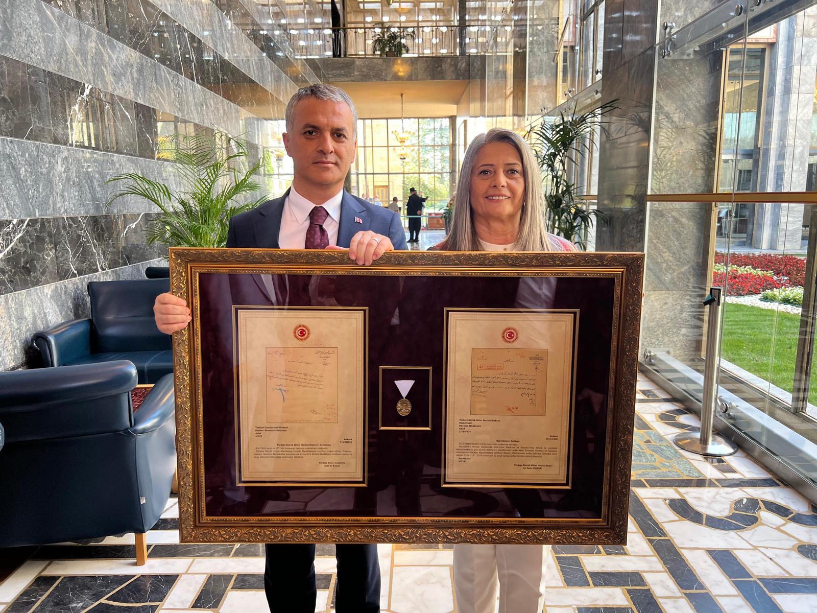 B59Dc18D 081B 40D9 B999 Fdb39B98Cd4F