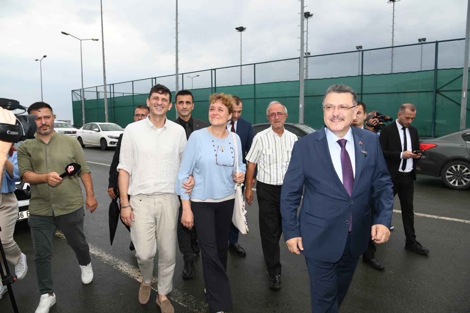 E7E6Fc6E 7891 4808 B806 4A86A7749585