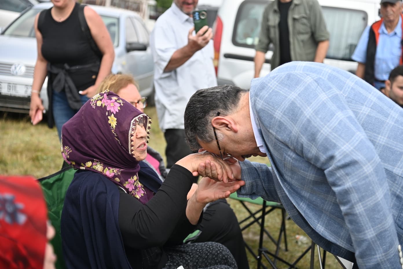 Ec32B1Da 34Ad 4B13 8826 674591F3684C