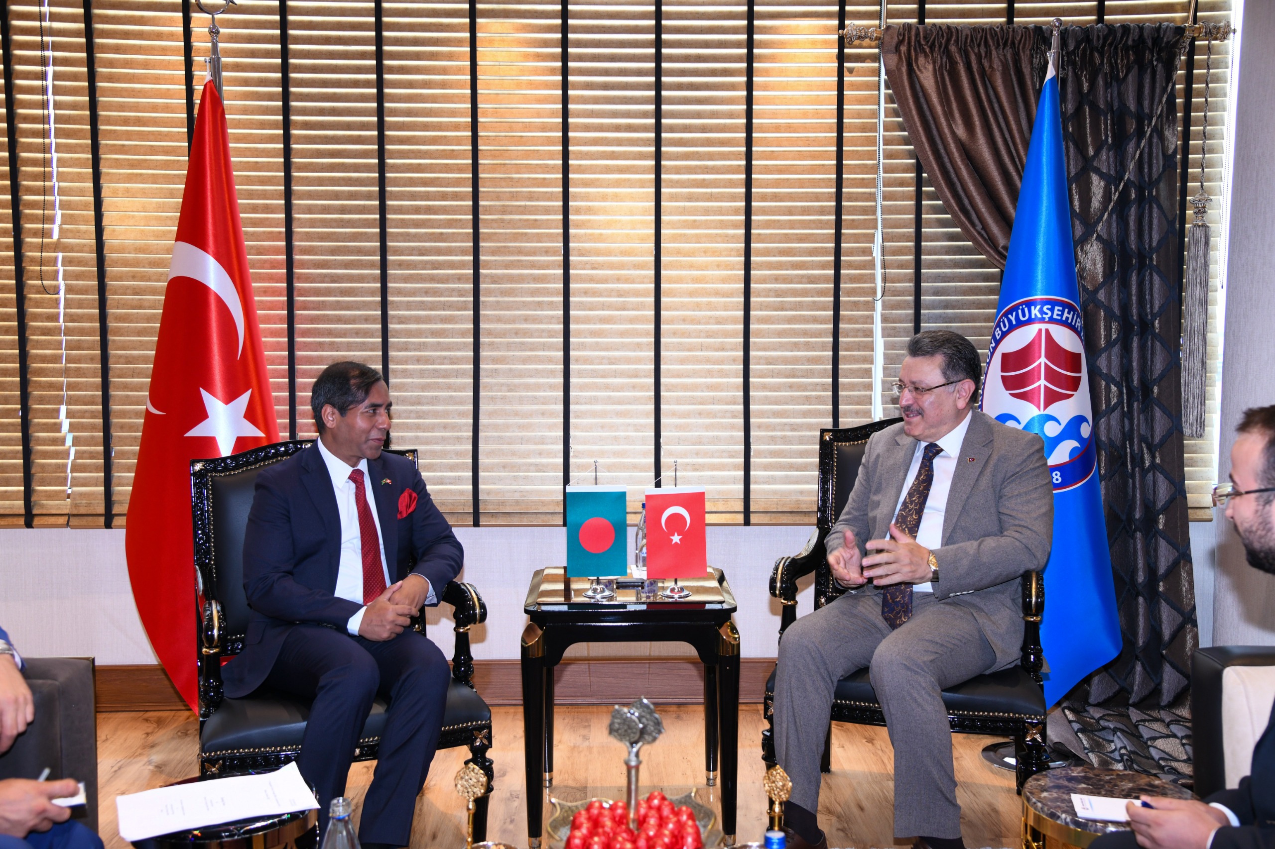 F0F93C72 6501 480A B0E1 4A3A0C03A158