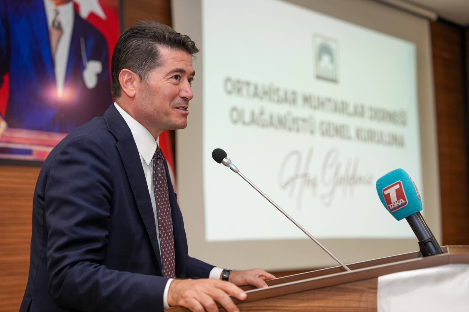 01999Fdf 4418 4169 8601 3C94F62C2387