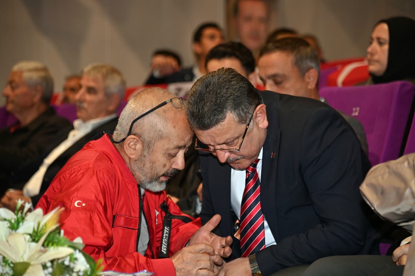 085B0930 66Bc 482F 9365 8D878810C338