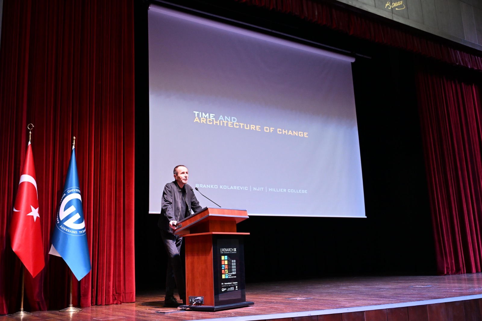 0E2Efcf6 Cad4 40Ce 837A B4Aa8Bc647C1