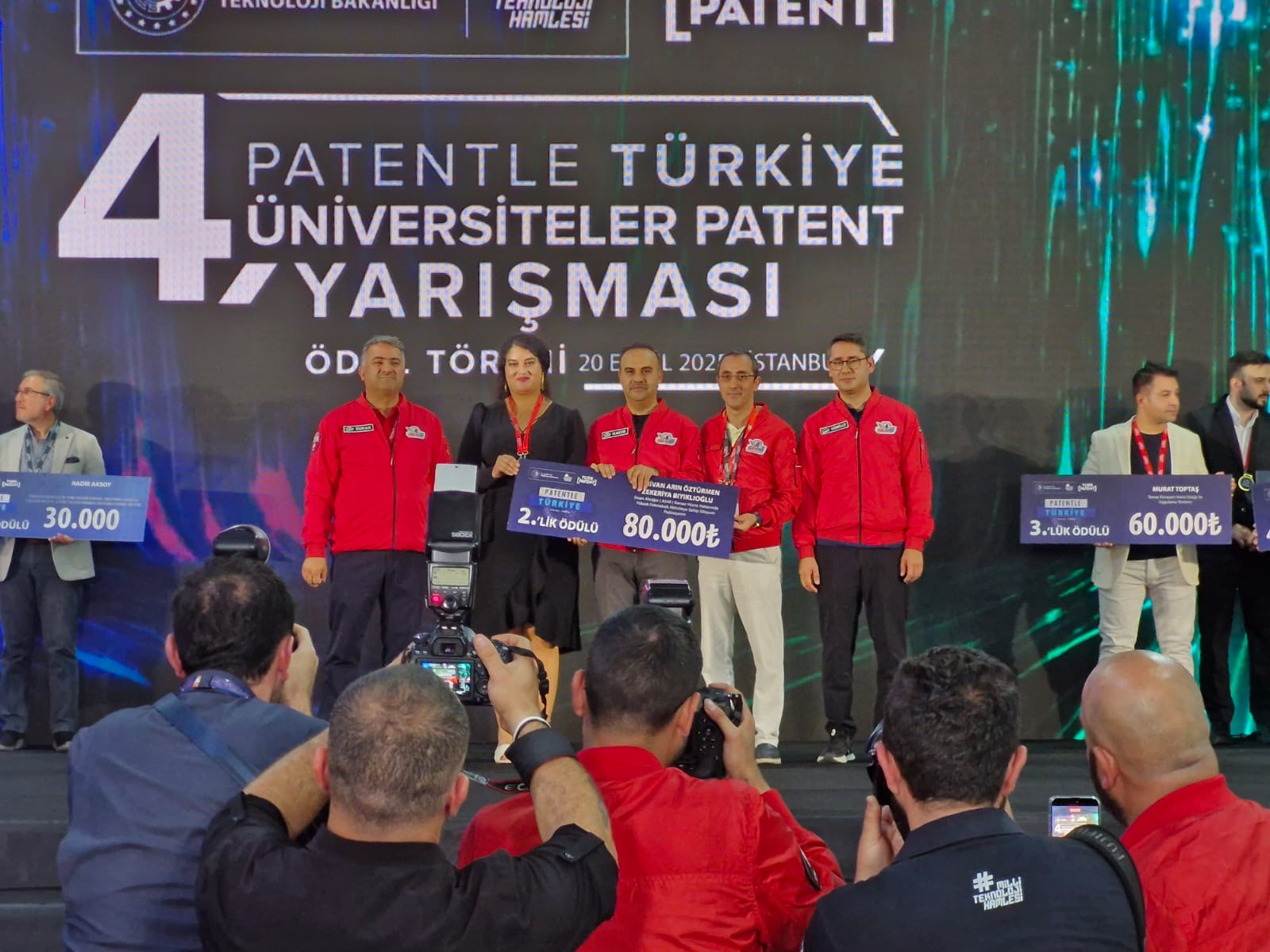 1A671461 7Ac8 4083 B8Fc B83C92E4F58E