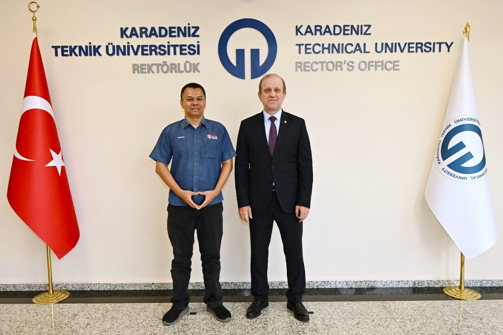 1F15C9E2 4702 46Bb A79C B1C47D0C9C0D