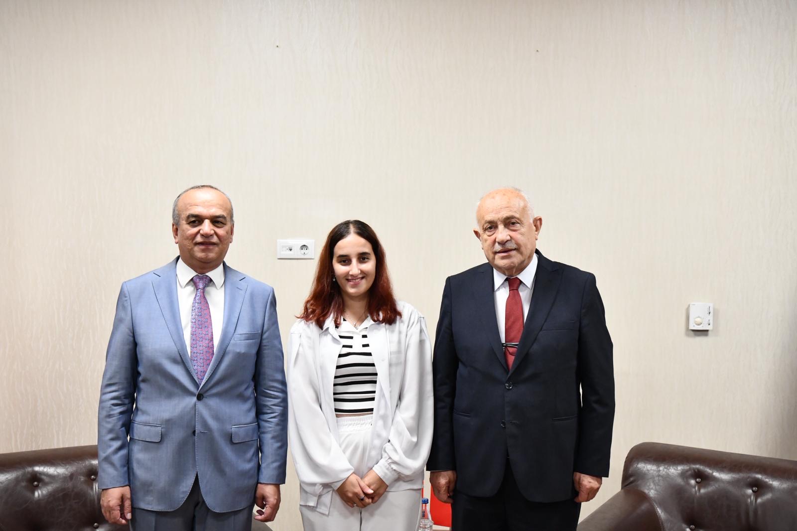 21D63A97 2063 4F10 B10C 2D8F2C7E316C