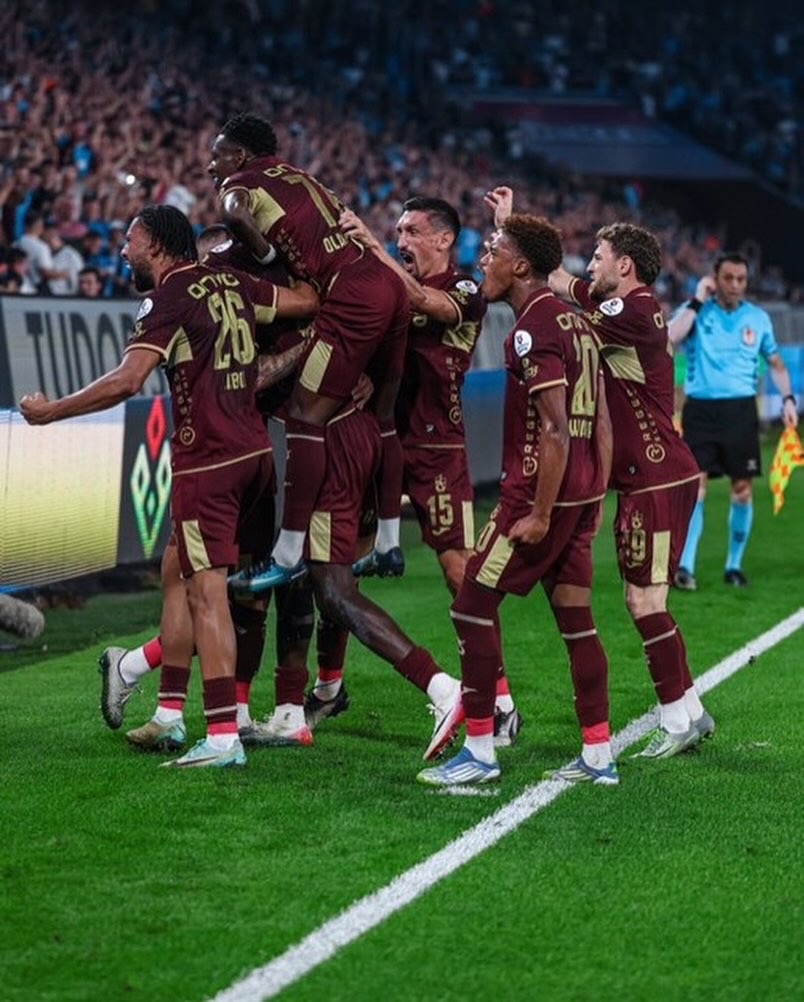 34 F2 A A B4 3622 419 F 95 D7 E E A77101 B A9