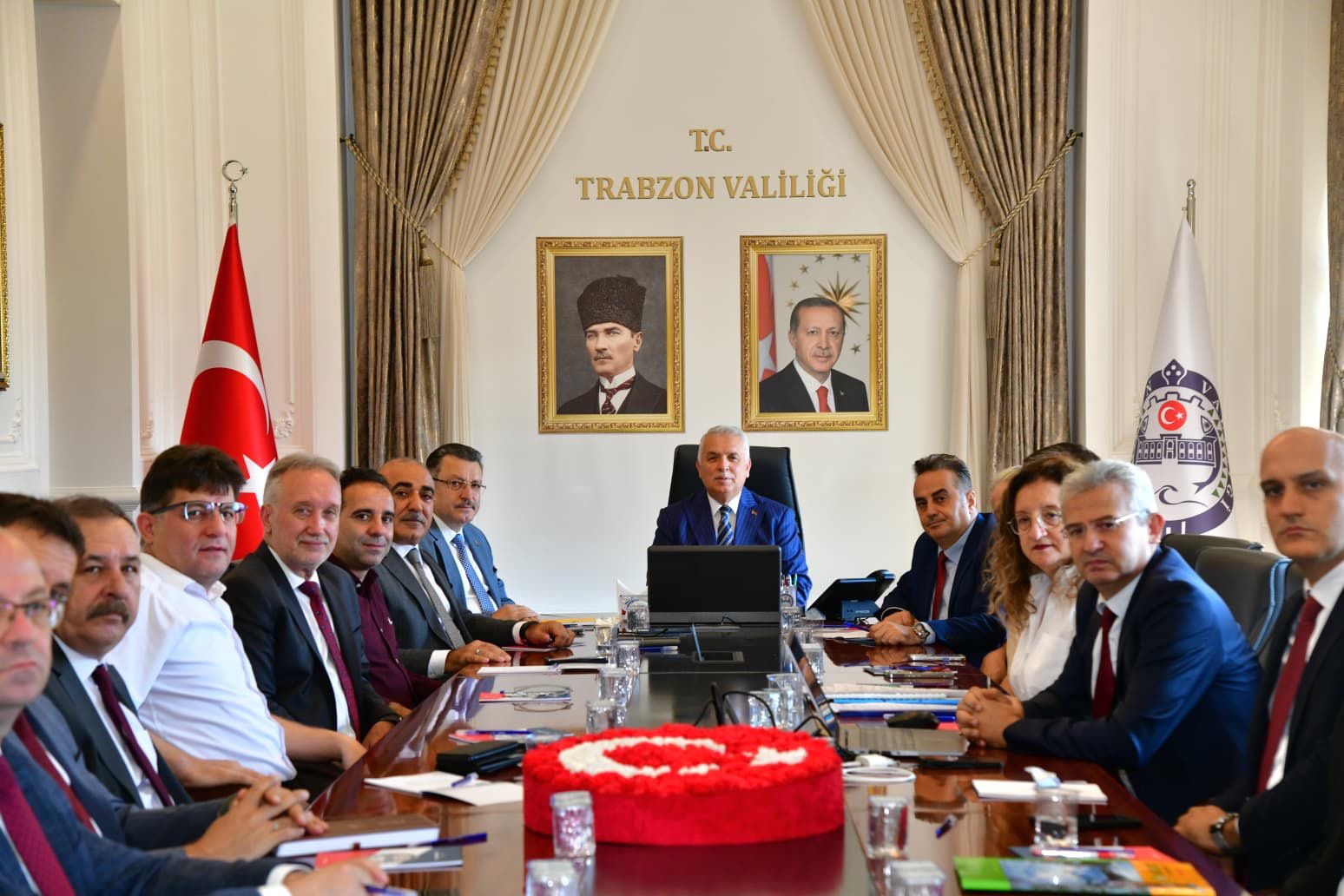 517C7152 Ed22 44C3 A2D7 624E10A81932