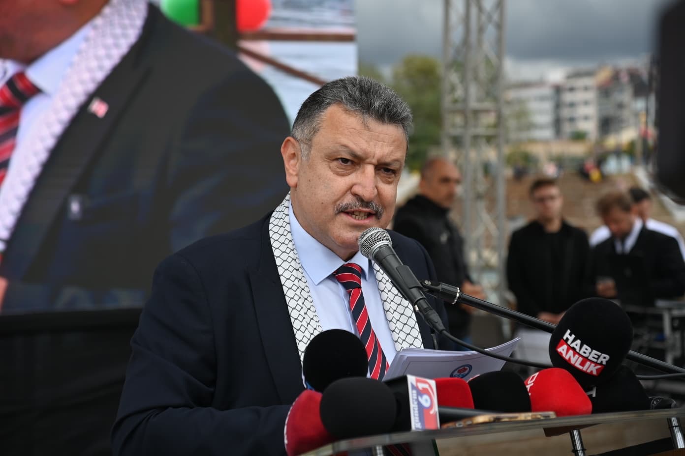 7B1Dc462 E32D 4B4A 97Dc Dd01D8Fa3925