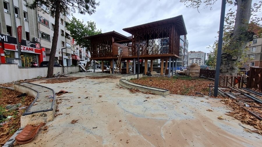 8379 E B F A E3 E D 45 A0 B2 C1 7 E0888 F F4 E26