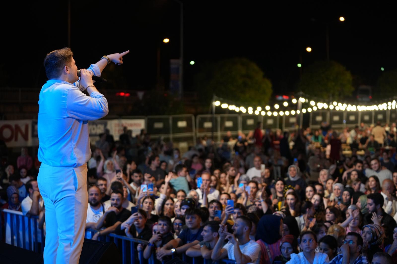 844B302C 212E 401A 91Ed B47F5E8E8429