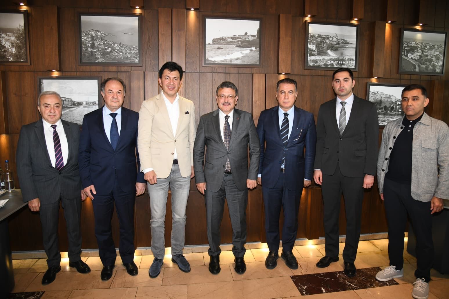 8Ee22748 F689 4134 8537 A505Ba17B857