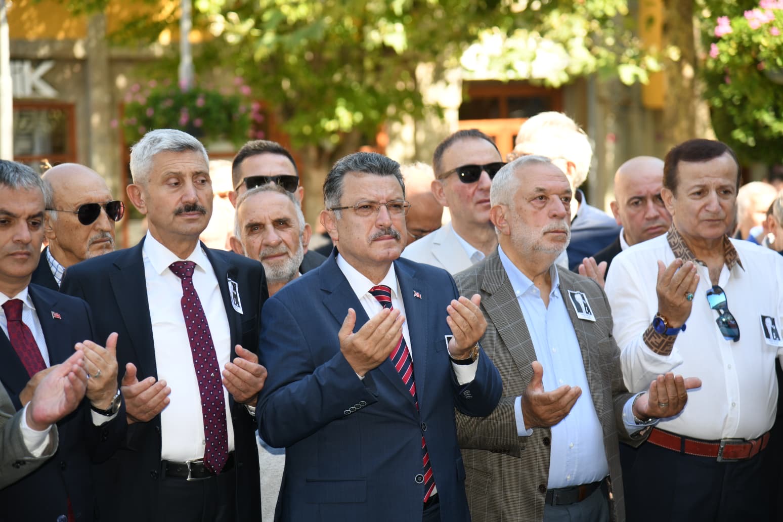 907Ae572 0E64 422E A5E1 65Bc19674127