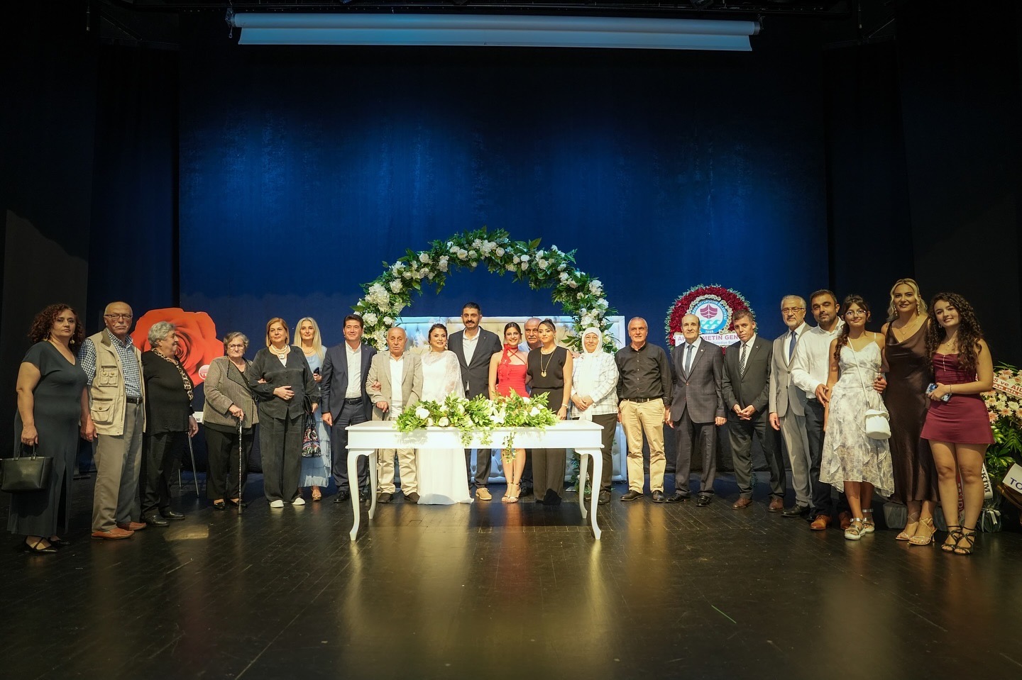 932691B2 Bd8D 4Ae1 88Dd E3C8021F508C