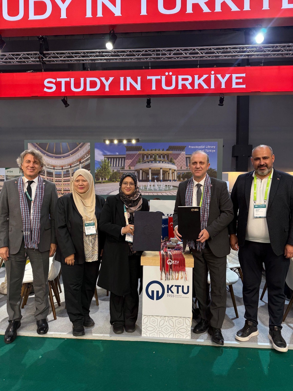 9Dedfcdc Fe2B 4815 92E5 D5E40Eaec33F