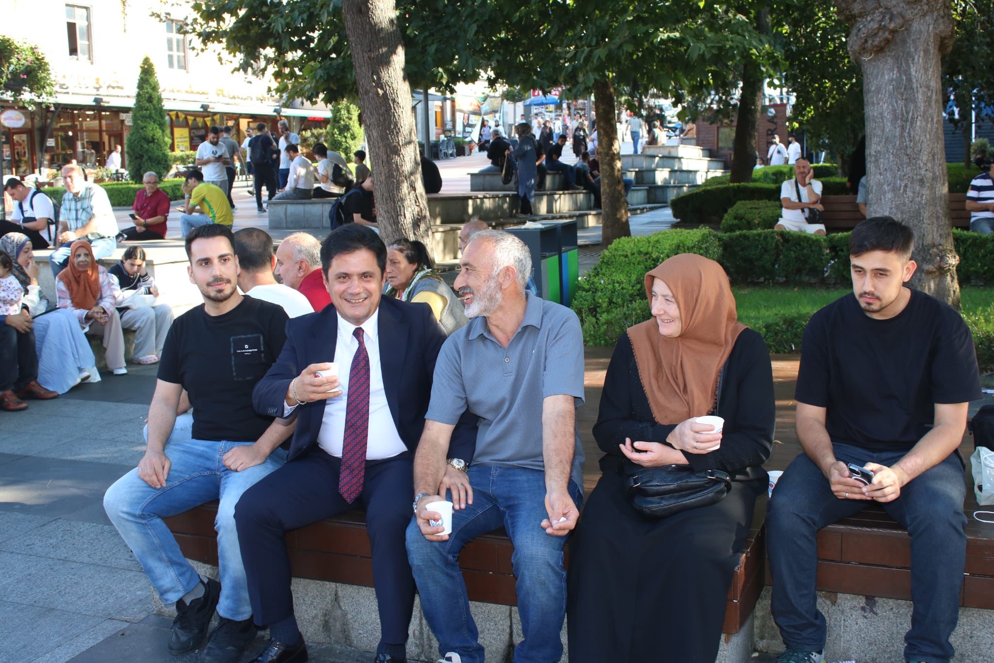 Acffee7D 0F98 4337 82F3 5A35Ee9Af807