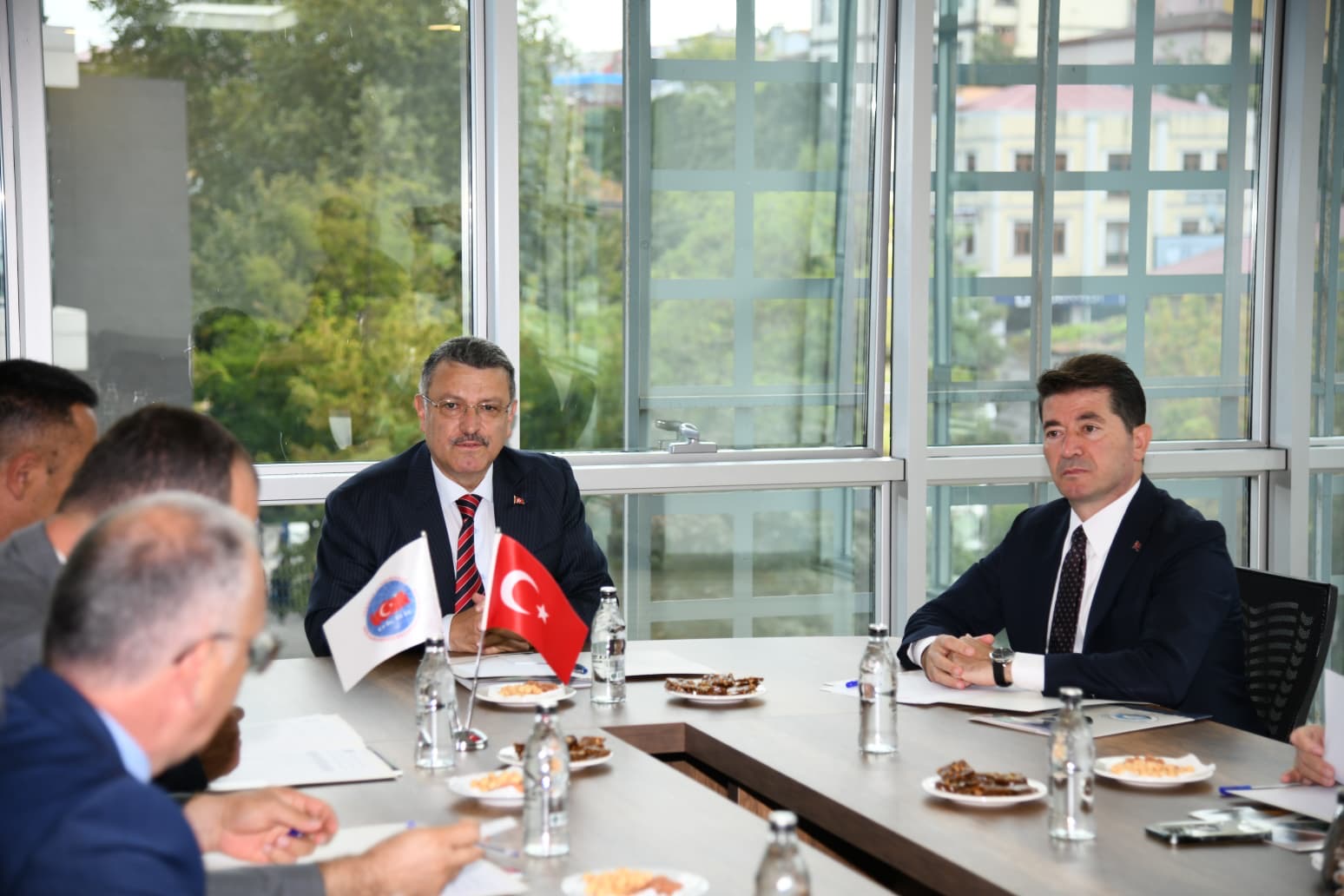 B4Ed13F3 33D7 4231 Afb9 Cedda213C395