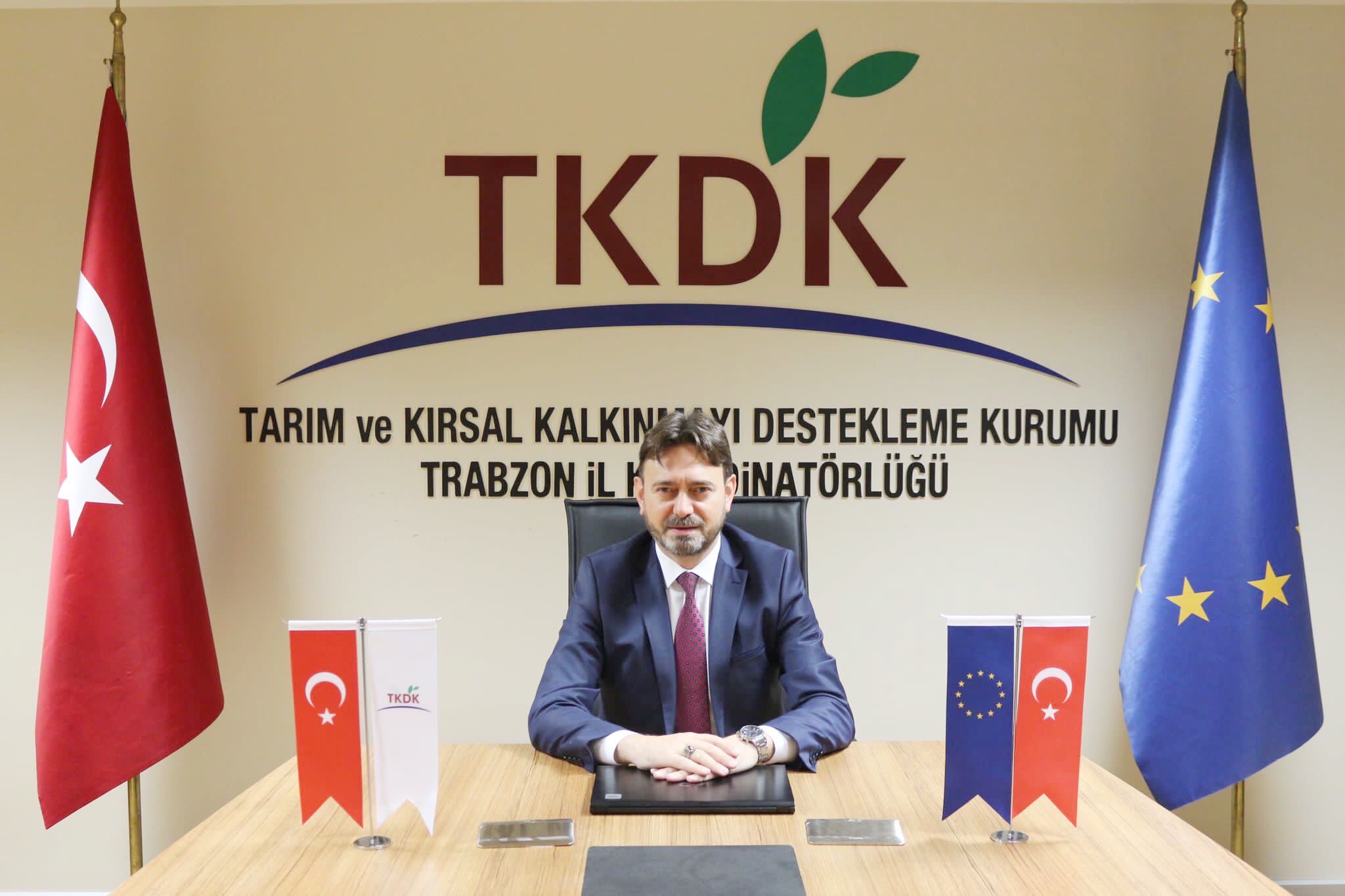 B881256A 6A98 4B82 8B3E 20F528297741