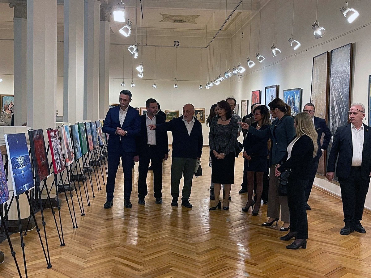 D037A0A9 2C5F 4Daf 8Cca 22E58E8E9741