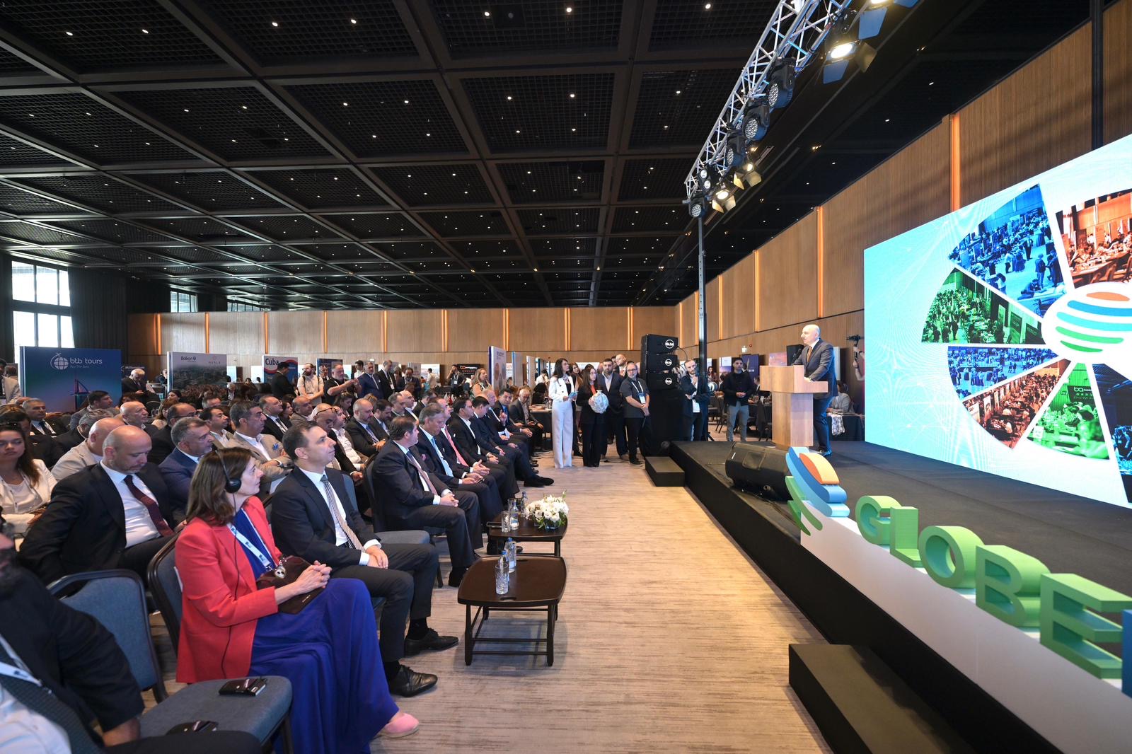 D34C9E02 8871 4046 B44B E66989843Db0