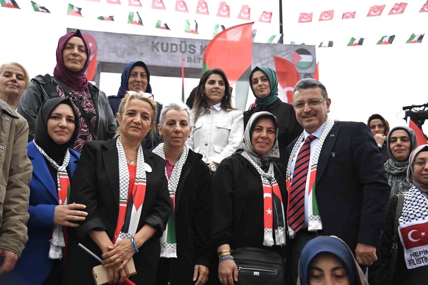 E736C305 76F8 4E2C 898D Cc6452414Dee